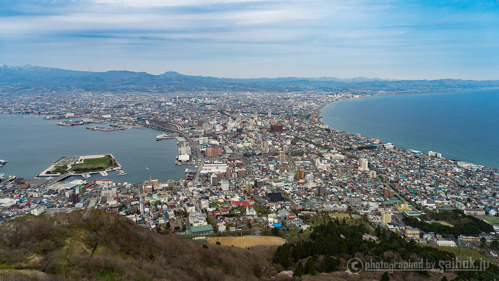 異国情緒と歴史のあるベイエリアから函館山まで