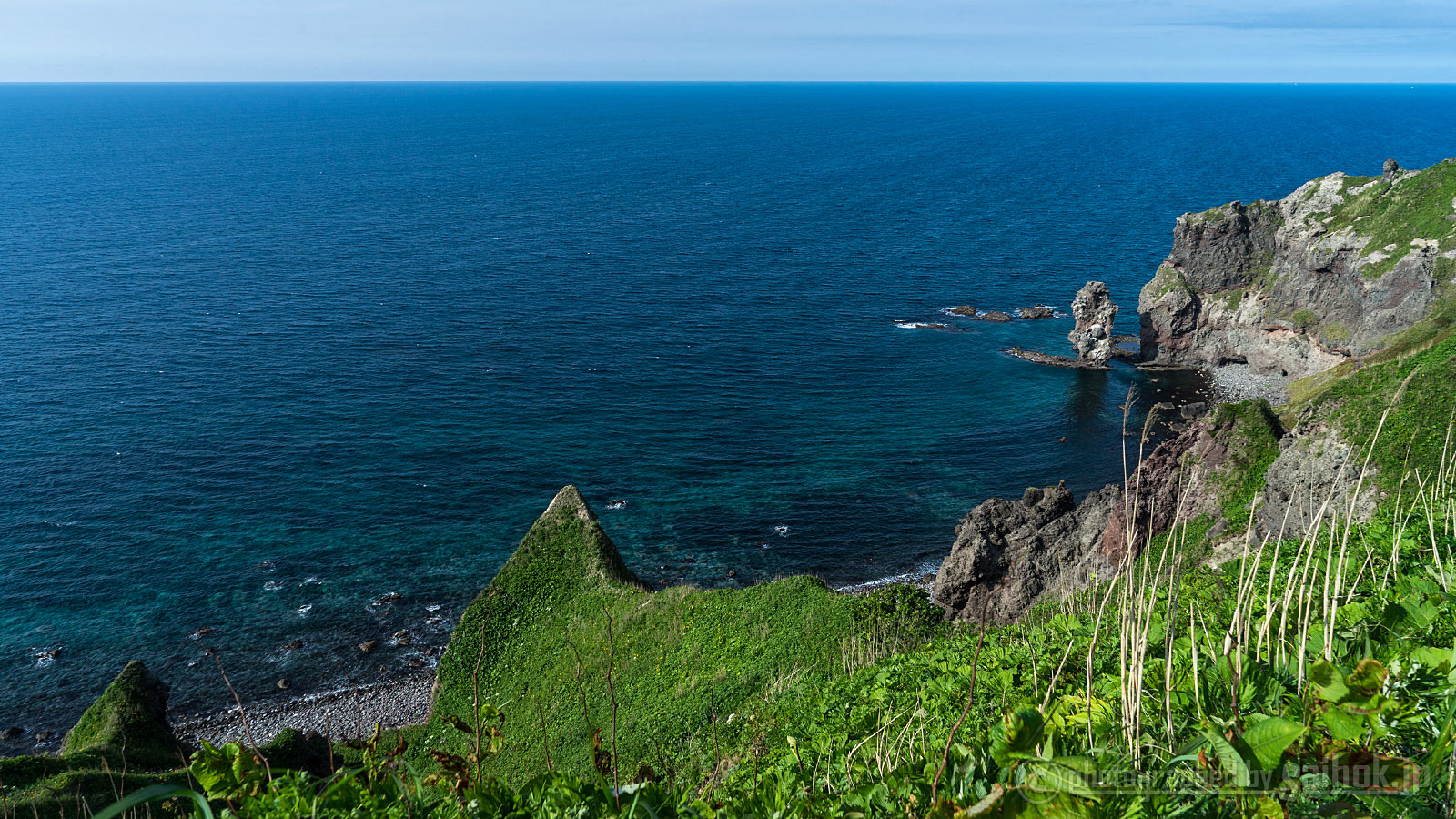 海が青い！積丹ブルーが広がる絶景と奇岩巡り